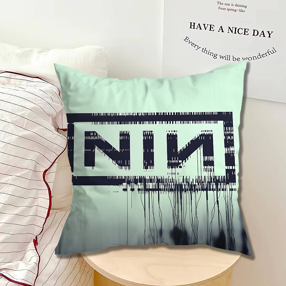 N-Nine Inch Nails The Fragile  - Home Textiles Throw ulasan dan harga